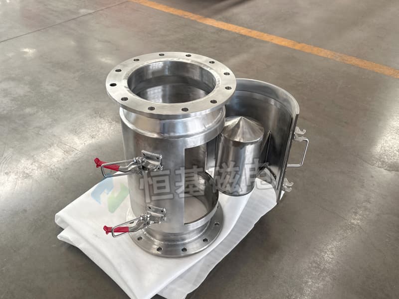 RCYZ型垂直管道式永磁除铁器产品实拍3