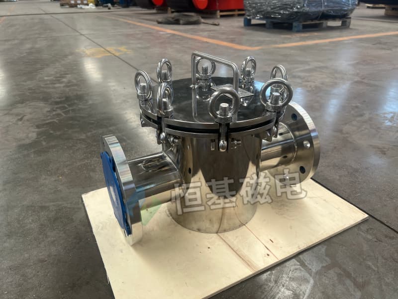 CYG型湿法管道式磁性过滤器产品实拍1