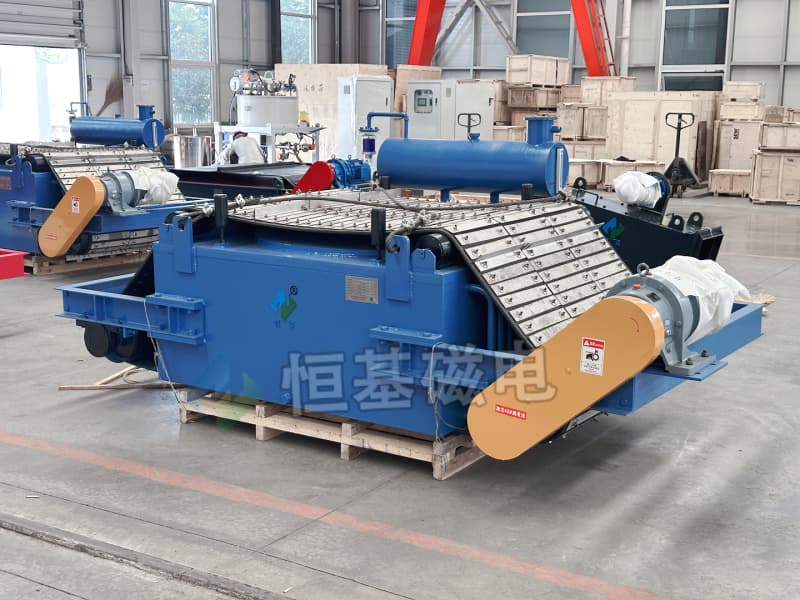 RCDF型油冷自卸式电磁除铁器产品实拍2